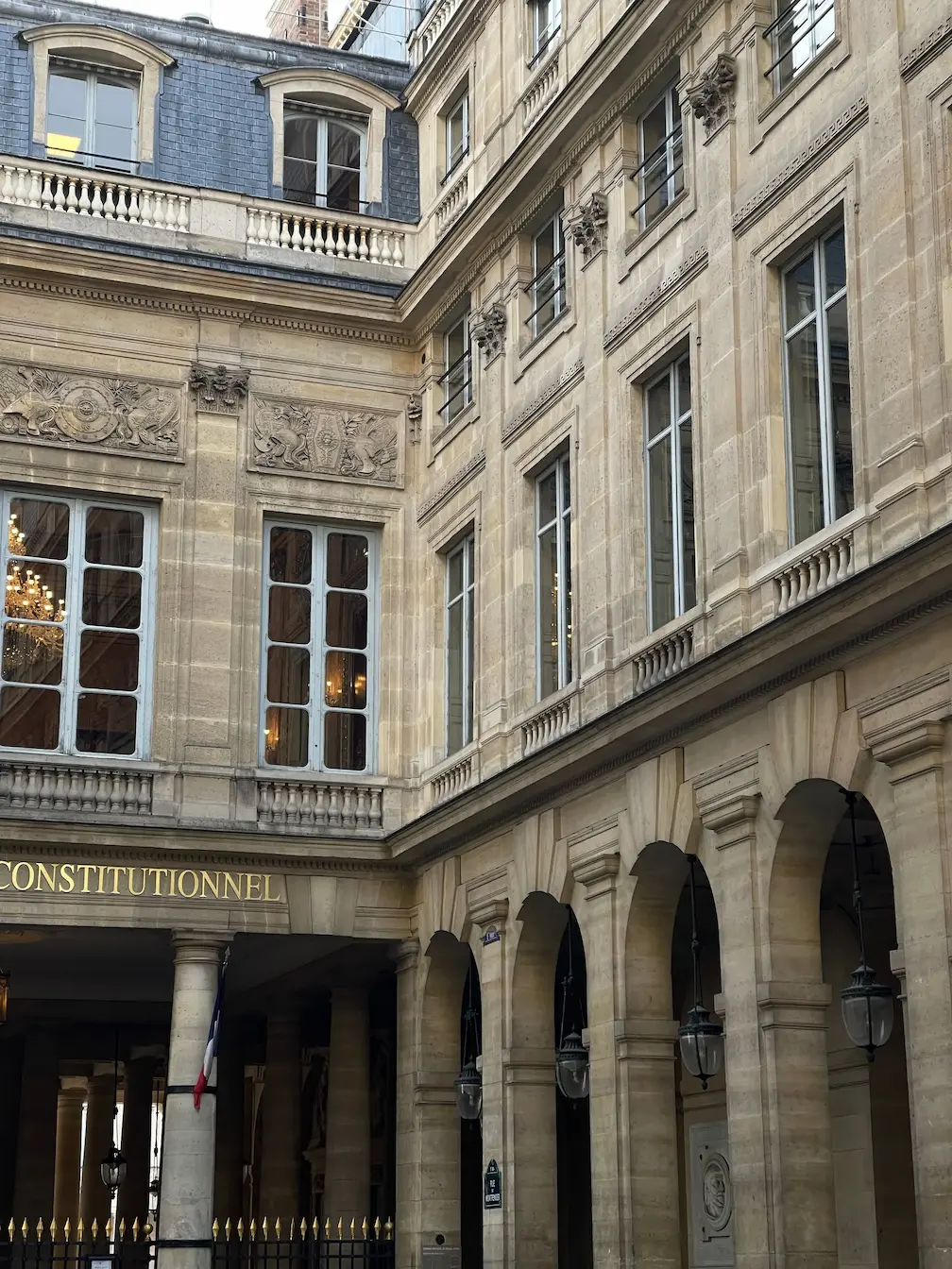 Étude de cas : infogérance complète pour un cabinet d'avocats à Paris 16e - Evoir